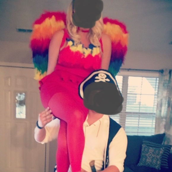 Rainbow Wings 🌈🦜 - Picture 6 of 6